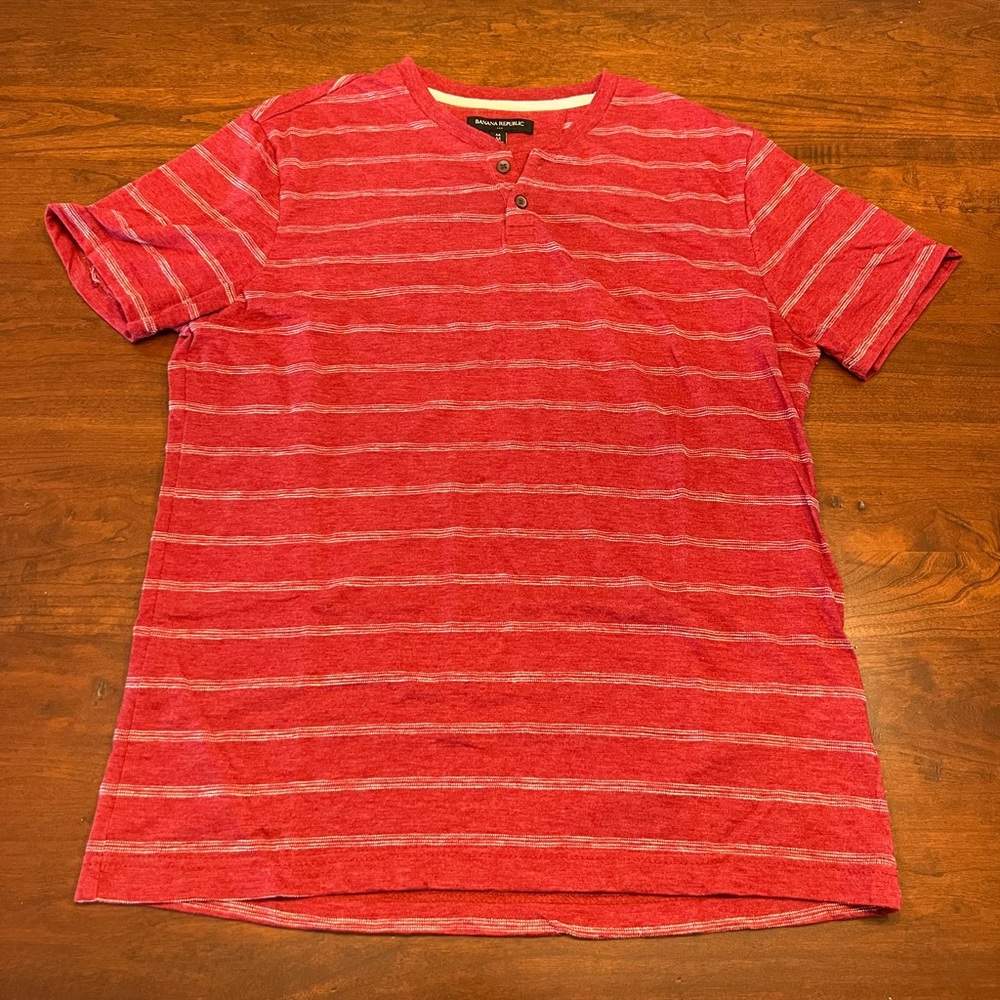 Red Medium Banana Republic T shirt